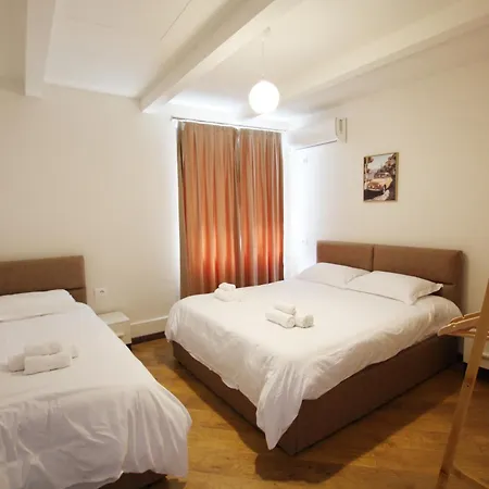 Hotell Reve De Tirana