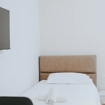 Reve De Hotell