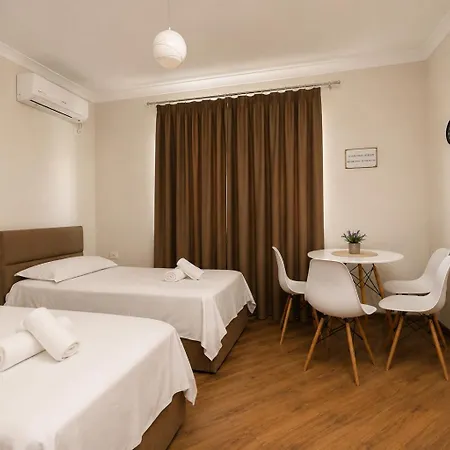 Reve De Hotel 3*
