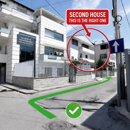 Reve De 3* Tirana