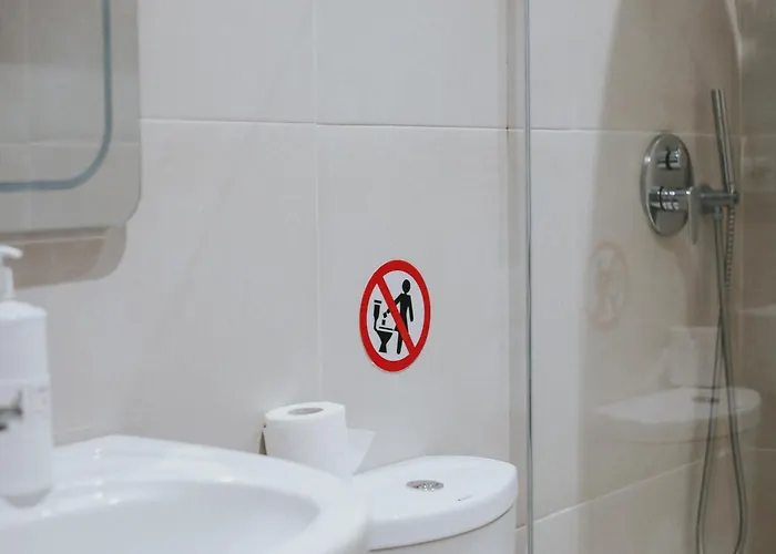 Reve De Szálloda Tirana